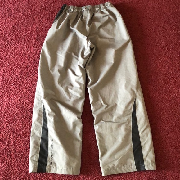 Under Armour light weight pants XL - Picture 4 of 5